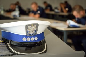 Konkurs Policjant Ruchu Drogowego 2019 - policyjna czapka