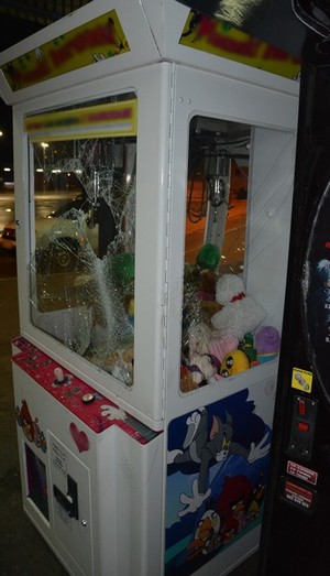 automat z zabawkami, z którego dokonano kradzieży