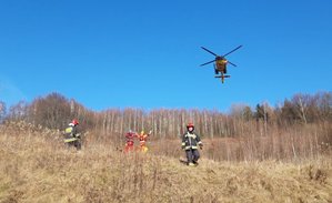 Akcja ratunkowa z udziałem helikoptera w Żarnowej