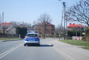 Patrol z wykorzystaniem radiowozu terenu miasta Ropczyce