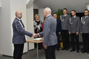 Ślubowanie nowo przyjętych policjantów w KPP w Strzyżowie