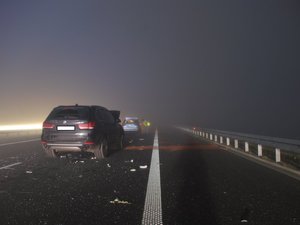 Uszkodzony pojazd marki BMW
