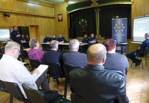 Debata ewaluacyjna w Gminnym Ośrodku Kultury w Jedliczu.