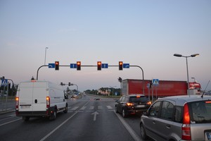 Skrzyżowanie ulicy Podkarpackiej i Zręcińskiej, gdzie doszło do zderzenia.