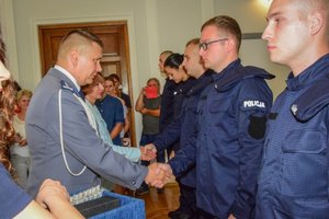 Policjanci podczas uroczystego ślubowania