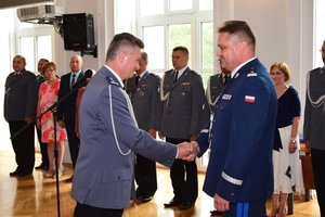 Uroczyste pożegnanie inspektora Tadeusza Szymanka w auli Komendy Wojewódzkiej Policji w Rzeszowie