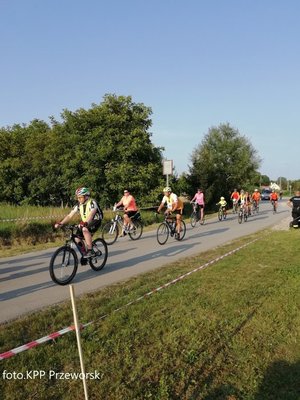 Uczestnicy rajdu rowerowego