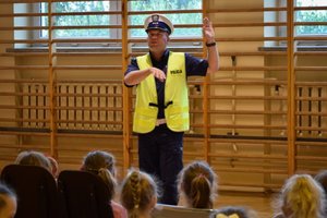 Policjanci na spotkaniu z dziećmi