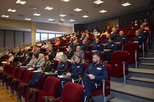 uczestnicy konferencji dot. bezpieczeństwa seniorów