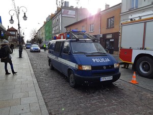 Ćwiczenia ewakuacyjne w Urzędzie Miasta Krosna.