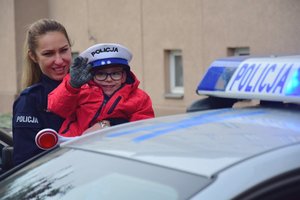Fabianek i Sebastian podczas odwiedzin w Komendzie Wojewódzkiej Policji w Rzeszowie