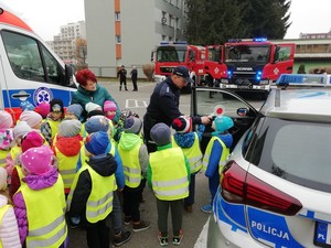 Policjanci na spotkaniach z dziećmi