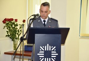 Komendant Powiatowy Policji podczas przemówienia