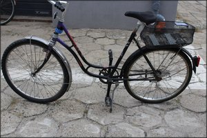 rower marki Giant koloru czarno – fioletowego znaleziony w dniu 25 czerwca br. w rejonie sklepu spożywczego przy ul. Mickiewicza 87, w Tarnobrzegu.