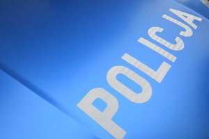 Maska radiowozu z napisem POLICJA