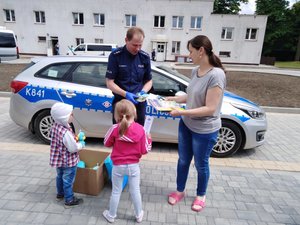 Dzień Dziecka z udziałem policjanta