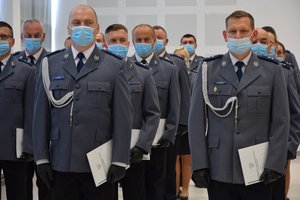 Policjanci podczas uroczystości mianowania na stopień podkomisarza Policji