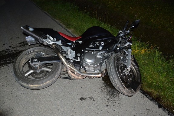 uszkodzenia powypadkowe motocykla po zdarzeniu drogowym w Odrzykoniu.