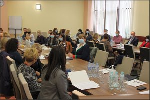 Konferencja w sali Sądu Okręgowego w Tarnobrzegu zorganizowana  w dniu 29 września 2021 r.