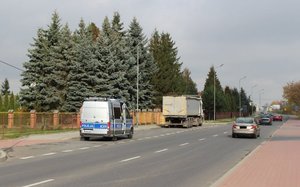 Działania policjantów ruchu drogowego Track&amp;Bus. Akcja prowadzona w dniu 24.10 2021r. na ul. Warszawskiej w Tarnobrzegu.