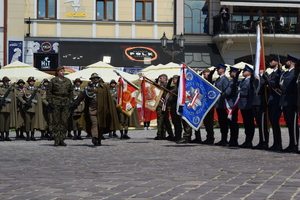 prezentacja pocztów sztandarowych