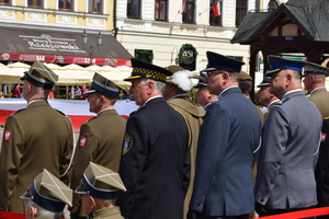 uczestnicy spotkania na rzeszowskim rynku