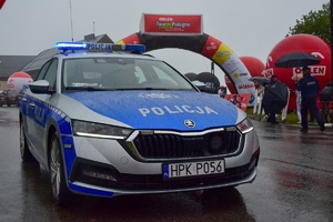 Uczestnicy Górskich Mistrzostw Polski Policji w Kolarstwie Szosowym podczas zawodów w Arłamowie