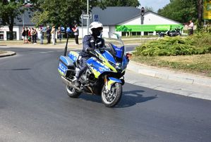 Policjant na motocyklu