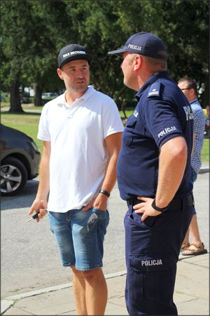 Policjanci z Tarnobrzega i Mielca zabezpieczali Karpacki Wyścig Kurierów dla Amatorów
