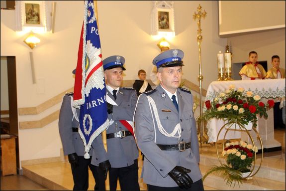 Uroczysta msza święta tarnobrzeskich policjantów i pracowników Policji.