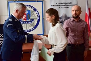 Nagrodzeni w konkursie podczas uroczystego wręczenia nagród.