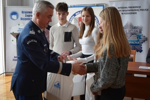 Nagrodzeni w konkursie podczas uroczystego wręczenia nagród.