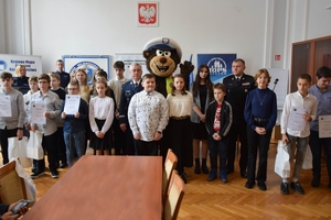 Nagrodzeni w konkursie podczas uroczystego wręczenia nagród.