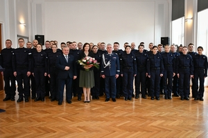 Policjanci i zaproszeni goście podczas ślubowania w auli Komendy Wojewódzkiej Policji w Rzeszowie