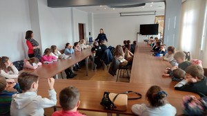 zdjęcia ze spotkań z dziećmi na terenie KMP Przemyśl