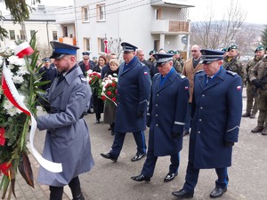 Odsłonięcie pomnika żołnierzy AK w Brzostku