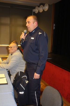 Bezpieczeństwo Seniorów - tematem debaty tarnobrzeskich policjantów