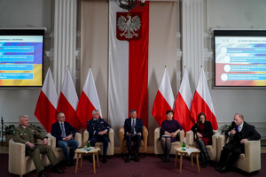 Uczestnicy konferencji w Sali Kolumnowej Podkarpackiego Urzędu Wojewódzkiego