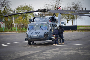 Policyjni kontrterroryści podczas ćwiczeń