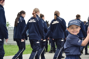 policjanci podczas dni otwartych w OPP w Rzeszowie