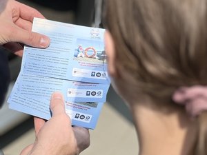 Zdjęcia przedstawiają udział policjantów z Komendy Powiatowej Policji w Leżajsku podczas "9. Leżajskiego Biegu Zośki Turosz", który miał miejsce w sobotę 28.05.2023 r. Zdjęcia sytuacyjne z zabezpieczenia trasy biegu oraz z działalności profilaktycznej z dziećmi i młodzieżą.