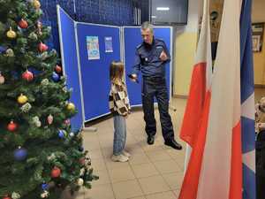 Policjanci na spotkaniu z dziećmi