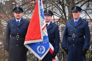 Uczestnicy uroczystości na Placu Farnym w Rzeszowie.