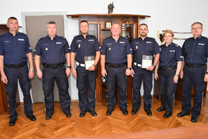 Komendant Wojewódzki Policji w Rzeszowie insp. Jarosław Tokarczyk wraz z Zastępcami oraz finalistami konkursu na najlepszego policjanta ruchu drogowego w kraju wraz z ich przełożonymi