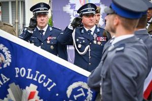 Policjanci i zaproszeni goście podczas Święta Policji w Rzeszowie