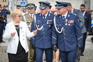 Policjanci i zaproszeni goście podczas Święta Policji w Rzeszowie