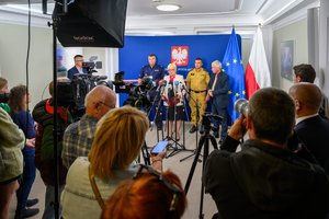 Briefing Wojewody i przedstawicieli służb.