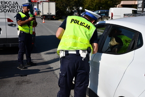 Działania podkarpackich policjantów na drodze krajowej nr 94 w Krasnem  w ramach akcji ROADPOL Safety Days