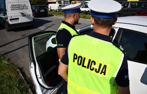 Działania podkarpackich policjantów na drodze krajowej nr 94 w Krasnem  w ramach akcji ROADPOL Safety Days