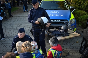 Zaproszeni goście i uczestnicy XI Podkarpackiego Młodzieżowego Święto Bezpieczeństwa Wewnętrznego